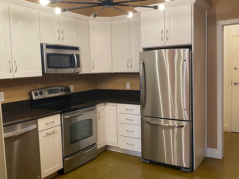 408 S Front St #511 — Photo 9