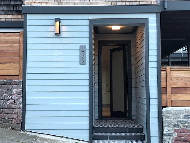 1st image of 1770 Noe St