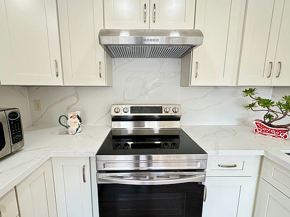 3rd image of 867 Gallatin Dr APT 4