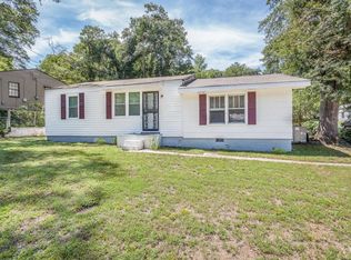 2 Bragg Cir, Rossville, GA 30741
