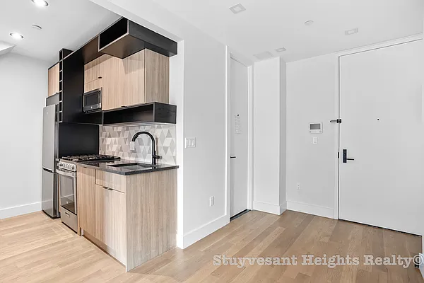 Rented by Stuyvesant Heights Realty Corp | media 2