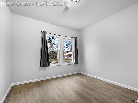 5th image of 11717 Cascade St