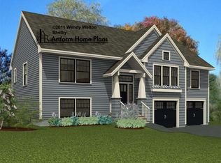 1 Boulder Dr, Newmarket, NH 03857