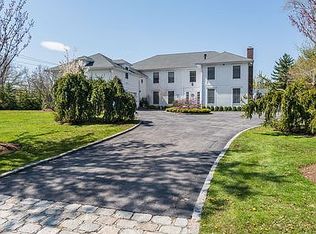 35 Murray Hill Rd, Scarsdale, NY 10583