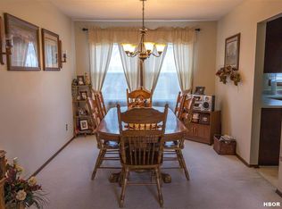 2420 Springmill Rd, Findlay, OH 45840