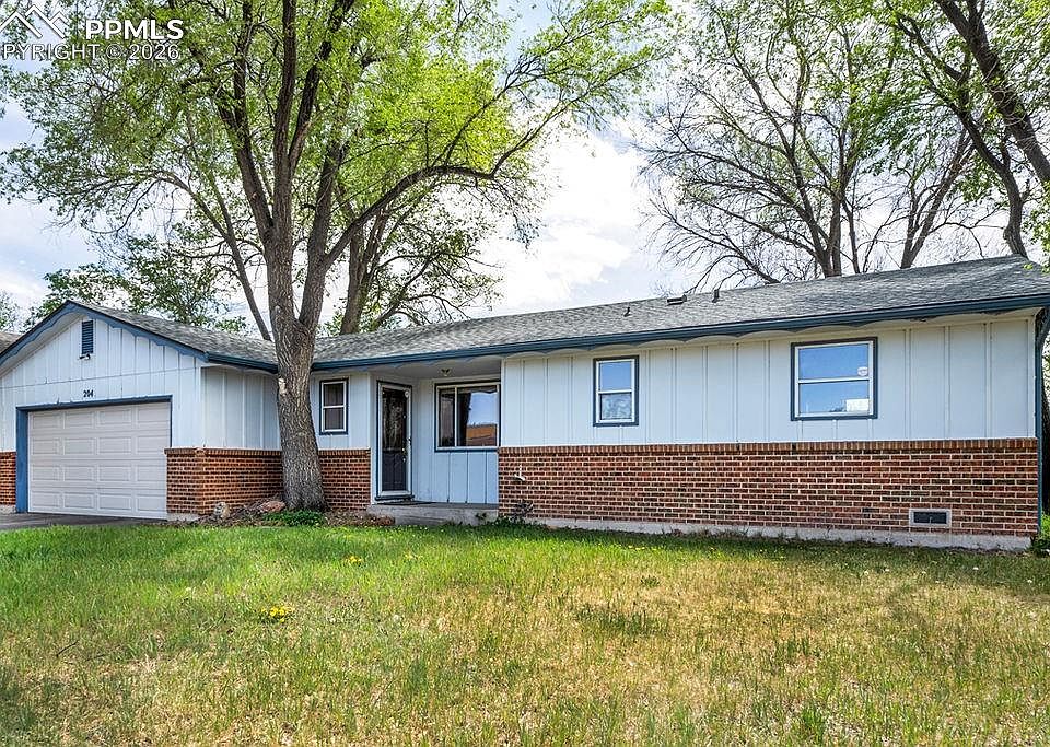 1st image of 204 Byron Dr