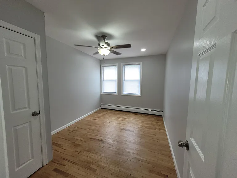 632 Main St — Photo 6