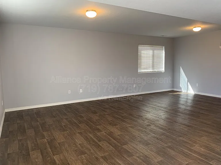 3875 Reindeer Cir — Photo 9