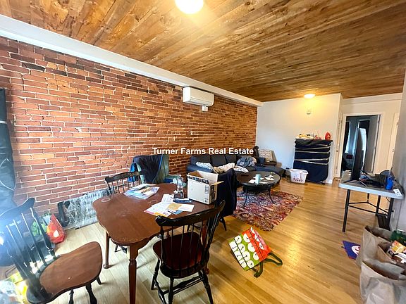 2nd image of 162 Broadway #3