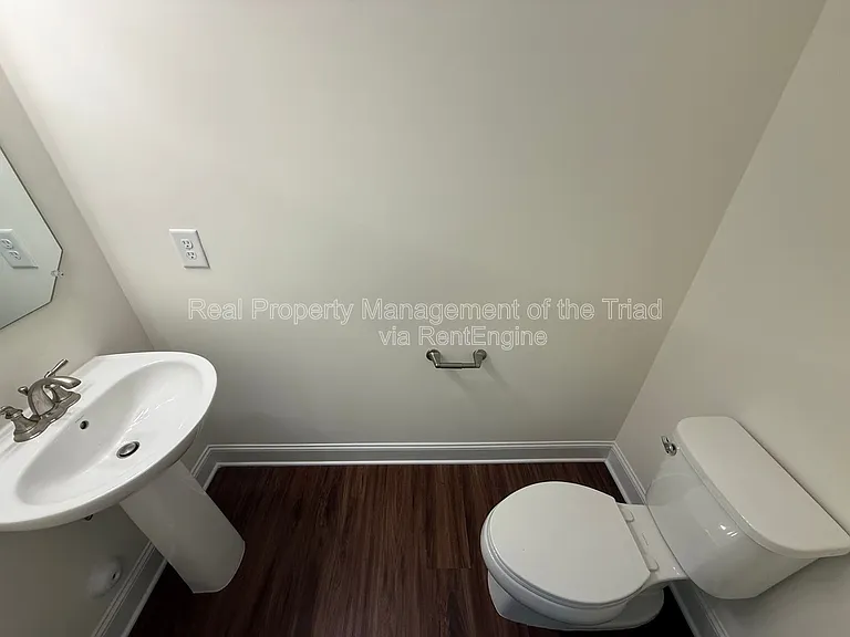 5741 Marblehead Dr — Photo 11