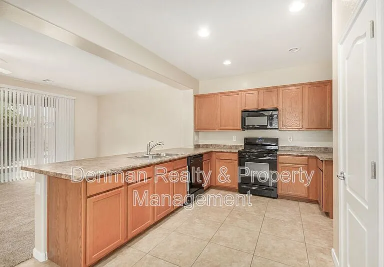 1154 W Stephanie Ln — Photo 14