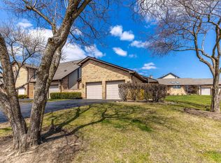 1780 Pebble Beach Dr, Hoffman Estates, IL