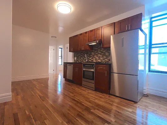 Rented by Compass | media 19