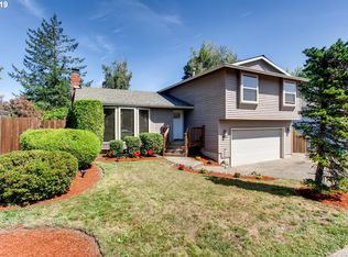 3227 SW 28th Ct, Gresham, OR 97080