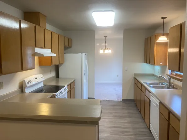 1222 Sutton Loop, Fairbanks, AK 99701