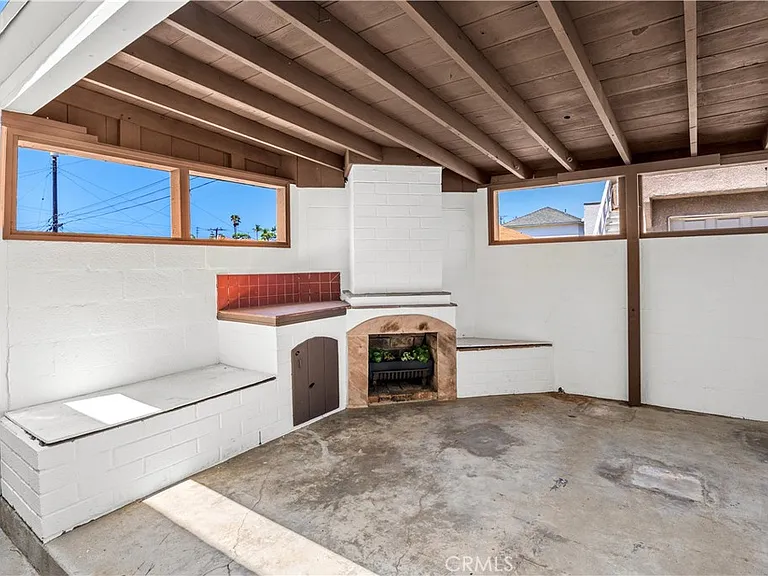 511 E Palm Ave — Photo 16
