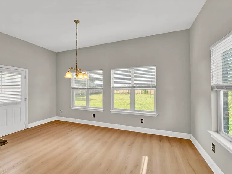 5395 Kyla Cir — Photo 10
