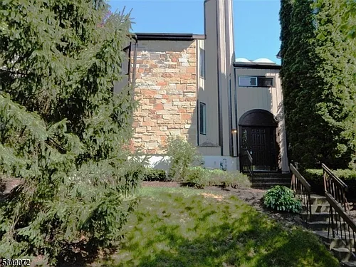 51 Edinborough Ct Photo 1