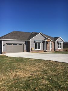 256 W Laurel Dr, Lawrenceburg, TN, 38464