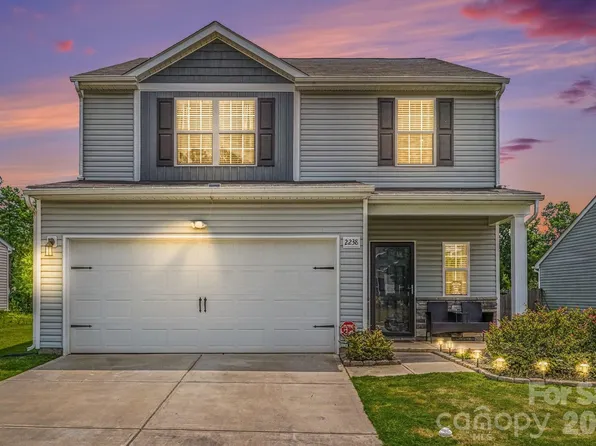 2238 Lanza Dr, Charlotte, NC 28215