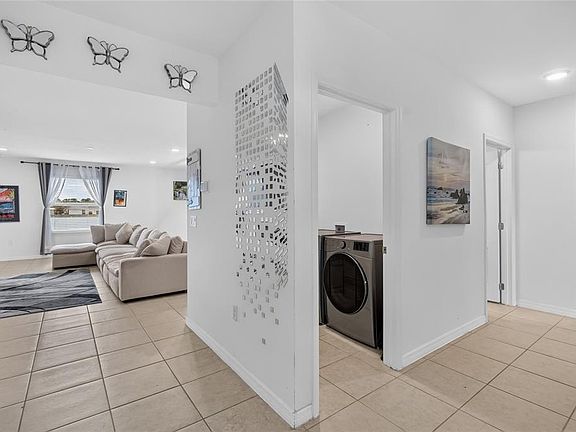 4th image of 456 ADRIEL AVENUE