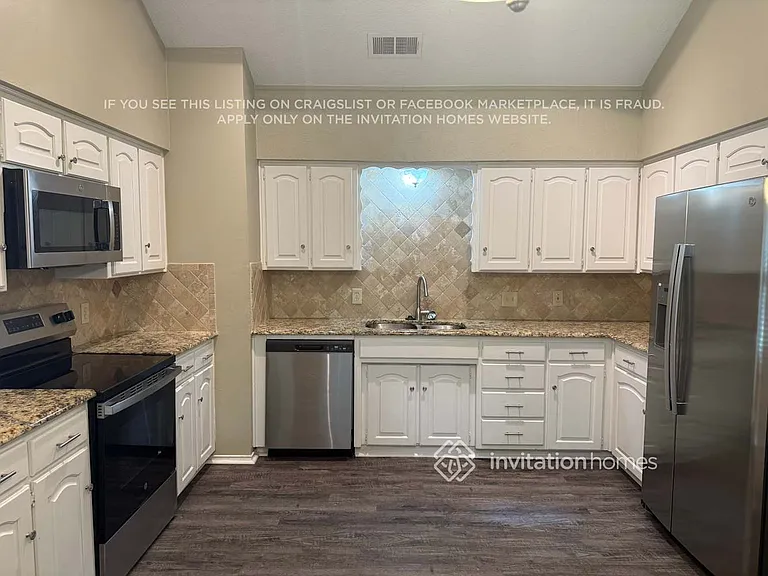 1517 Woodvale Dr — Photo 5