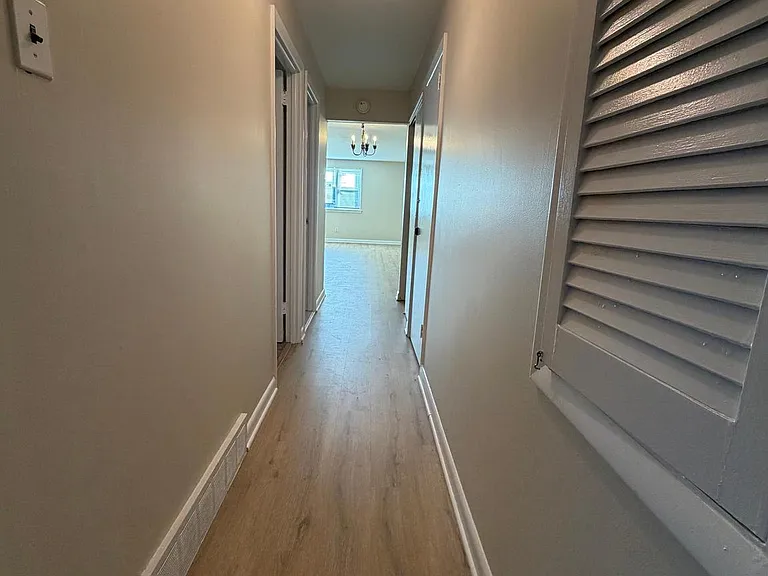 2343 Hoffnagle St — Photo 13