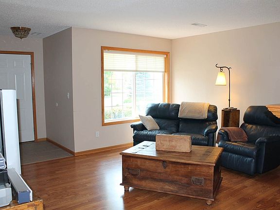 4th image of 43 Landau Alcove