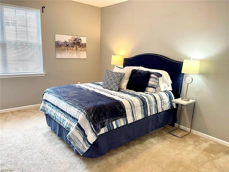 920 Southmoor Dr #204 — Photo 13
