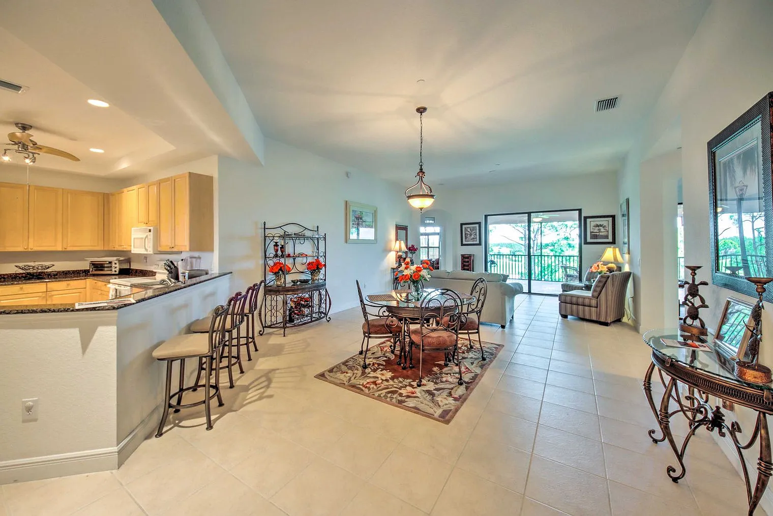 2 bed, 3.0 bath, 2142 sqft, $2,967 — Photo 2