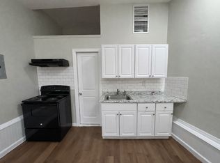 445 Orange St #1F, Newark, NJ