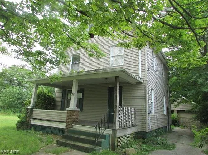 27 E Boston Ave photo 1
