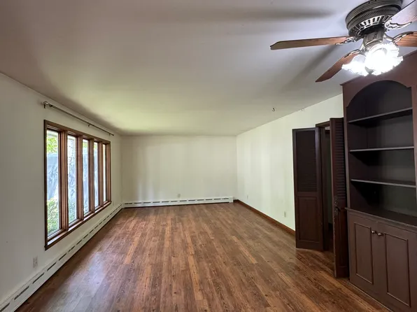 1512 Birch Ave, Marquette, MI 49855