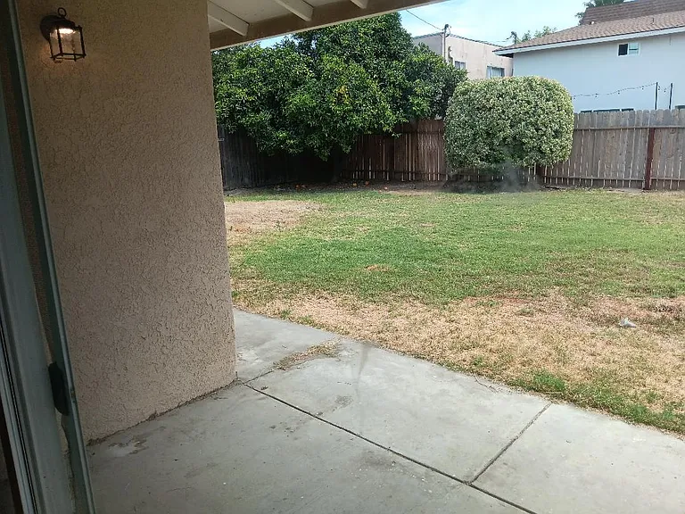 5713 Hartman Ave — Photo 4