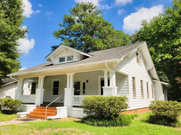 411 W Chisholm St, Sanford, NC 27330