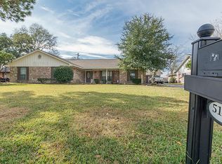 5107 Glenhaven Dr, Baytown, TX 77521