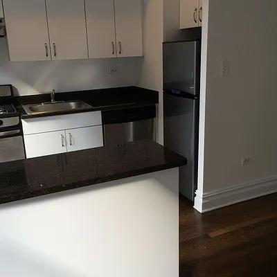 Rented by Solil Management | media 4