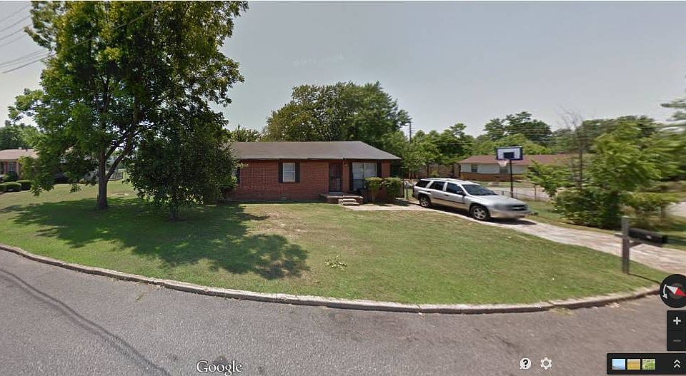 2nd image of 101 Charlotte Dr