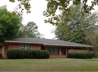 1003 McDonald St, Haynesville, LA 71038