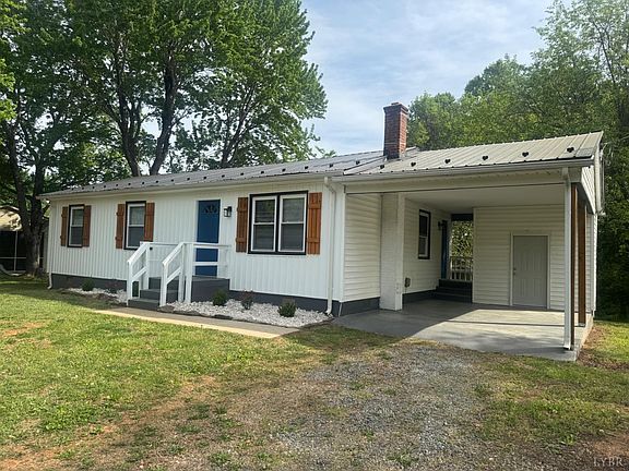 2nd image of 101 Lake Crest Dr