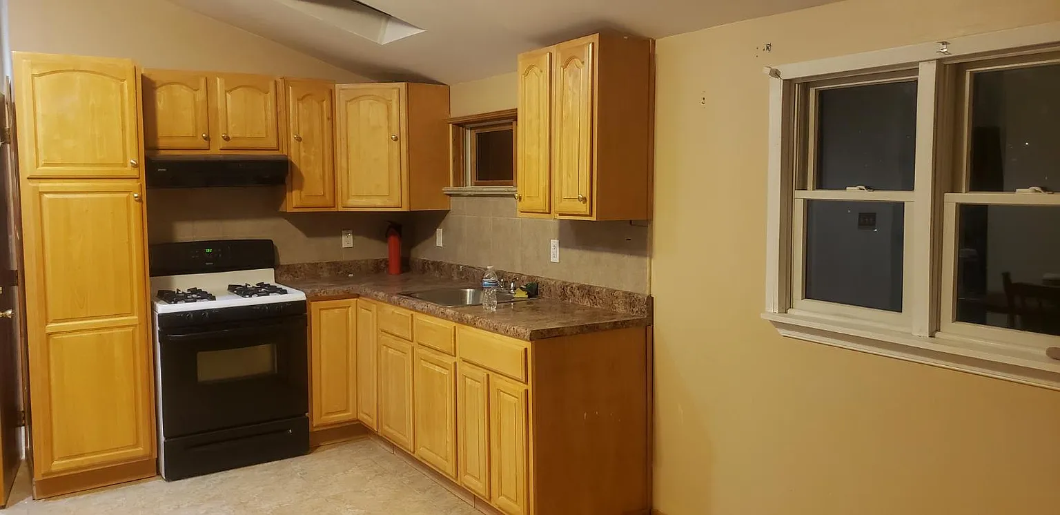 111 Ridgecrest Ave photo 1