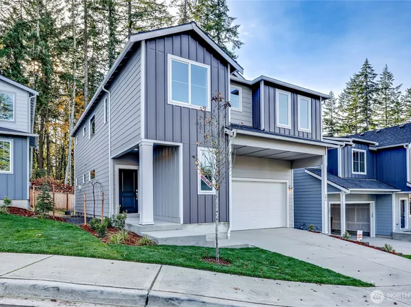 304 NE Shadowhawk Lane, Bremerton, WA 98311