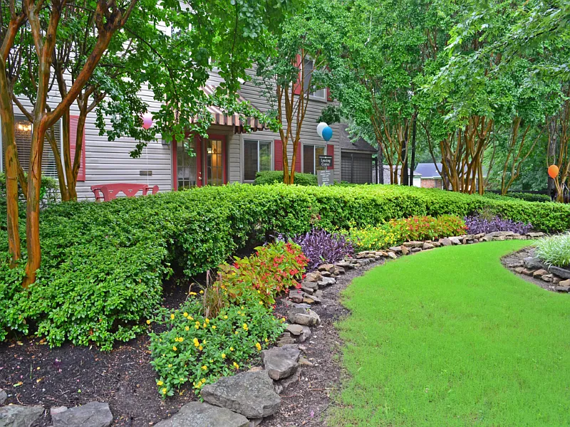 Mill Creek Apartments — Photo 3