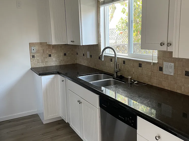 218 El Dorado Ave — Photo 16