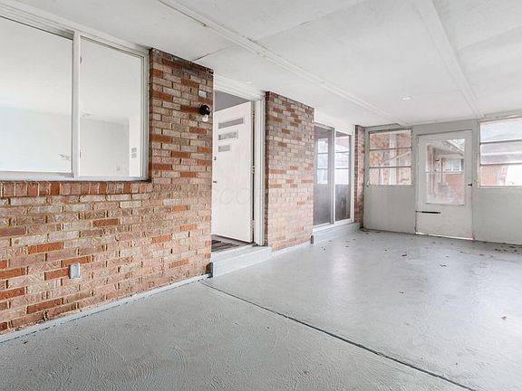 5th image of 1565 Smith Rd