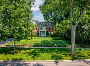 2945 Fontenay Rd, Shaker Heights, OH 44120