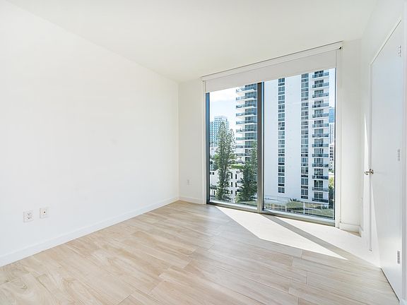 5th image of 460 NE 28th St #409