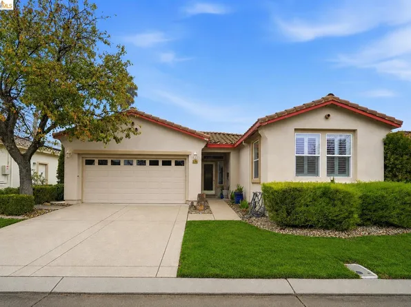 518 American Falls Dr, Rio Vista, CA 94571