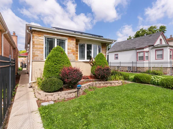 9010 S Parnell Ave, Chicago, IL 60620