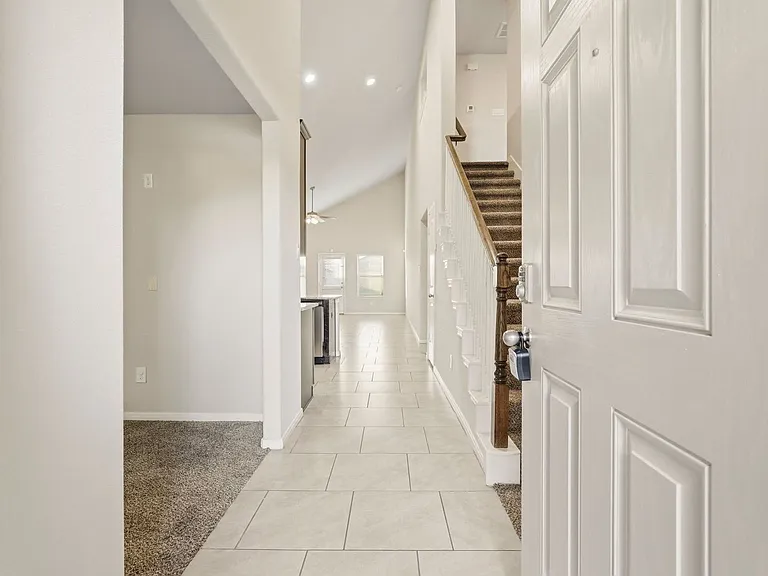2202 Tannin Trce — Photo 2